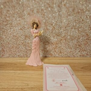 Thomas Kinkade Inspirations of Hope Collection - Pink With Hope Figurine